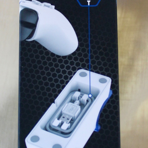 PS5 Controller Charger with Thumb Grip Kit, Dual Sense Charging Station - Picture 6 of 9